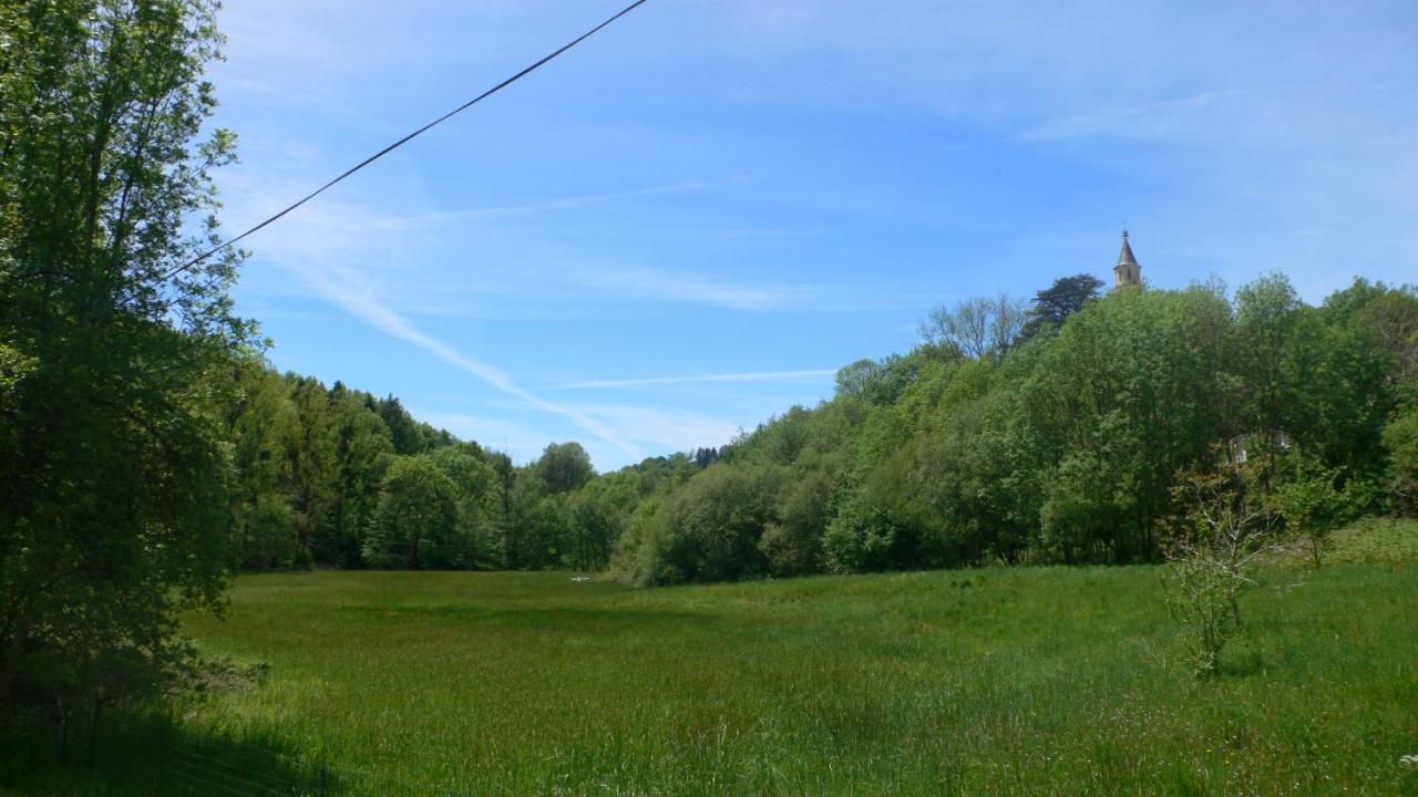 Gite Au Bord De La Riviere Gijou Saint-Pierre-de-Trivisy Eksteriør bilde